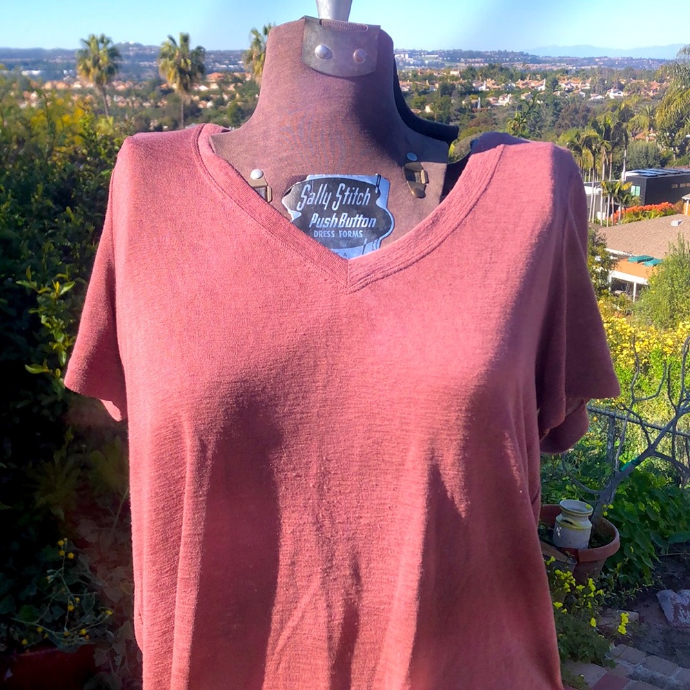 ๐ซGifted Athleta soft v neck t shirt in mauve dusty brown pink soft modal sz S - Picture 3 of 8